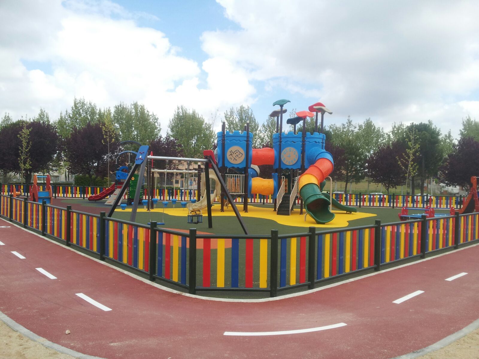 Vallas Parques Infantiles - Parques infantiles - Mobiliario urbano